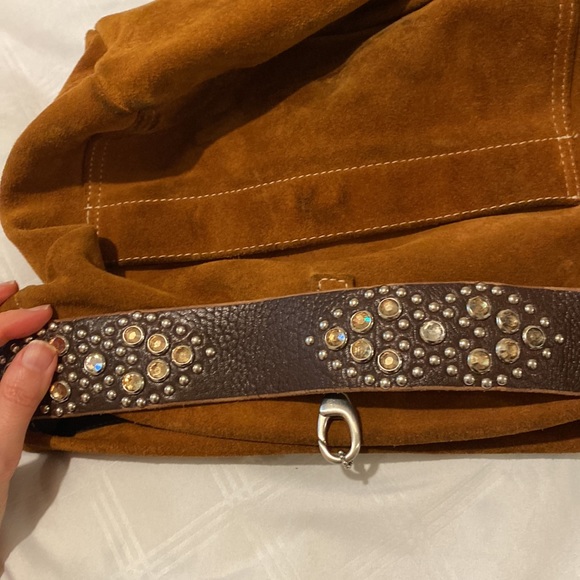 Gently used Kylie Malibu handbag , with minor discoloration and spot - Picture 4 of 6